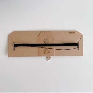 Black velvet choker necklace